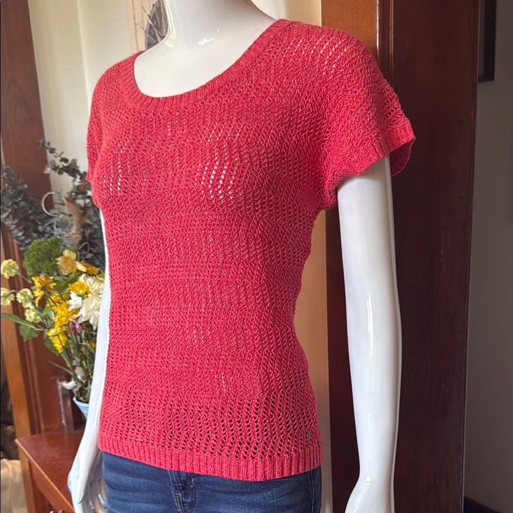 NWT Eddie Bauer size small beachy pink/Red Knit Short Sleeve Top